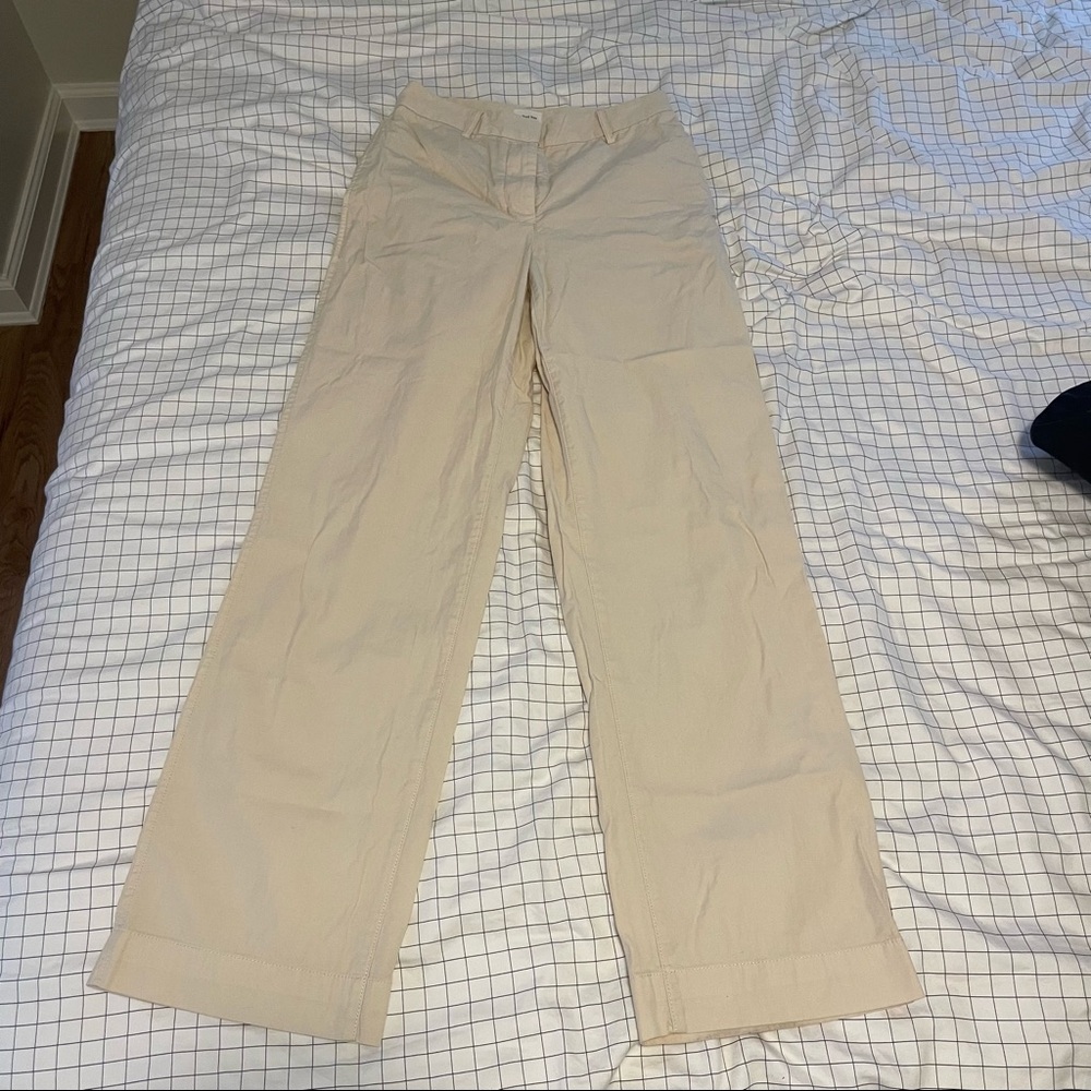 Aritzia Straight Leg Butter Yellow Pants